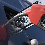 Benzina: prezzi in salita, qui c'è puzza di cartello