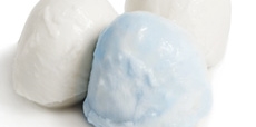 Torna la mozzarella blu