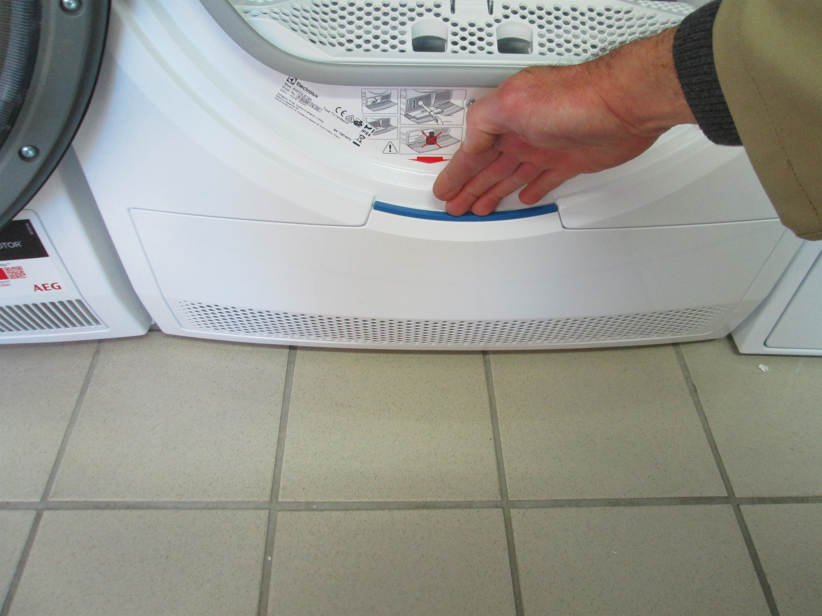 ELECTROLUX EW7HL81B4