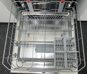 HOTPOINT-ARISTON HFO 3O32 W C X