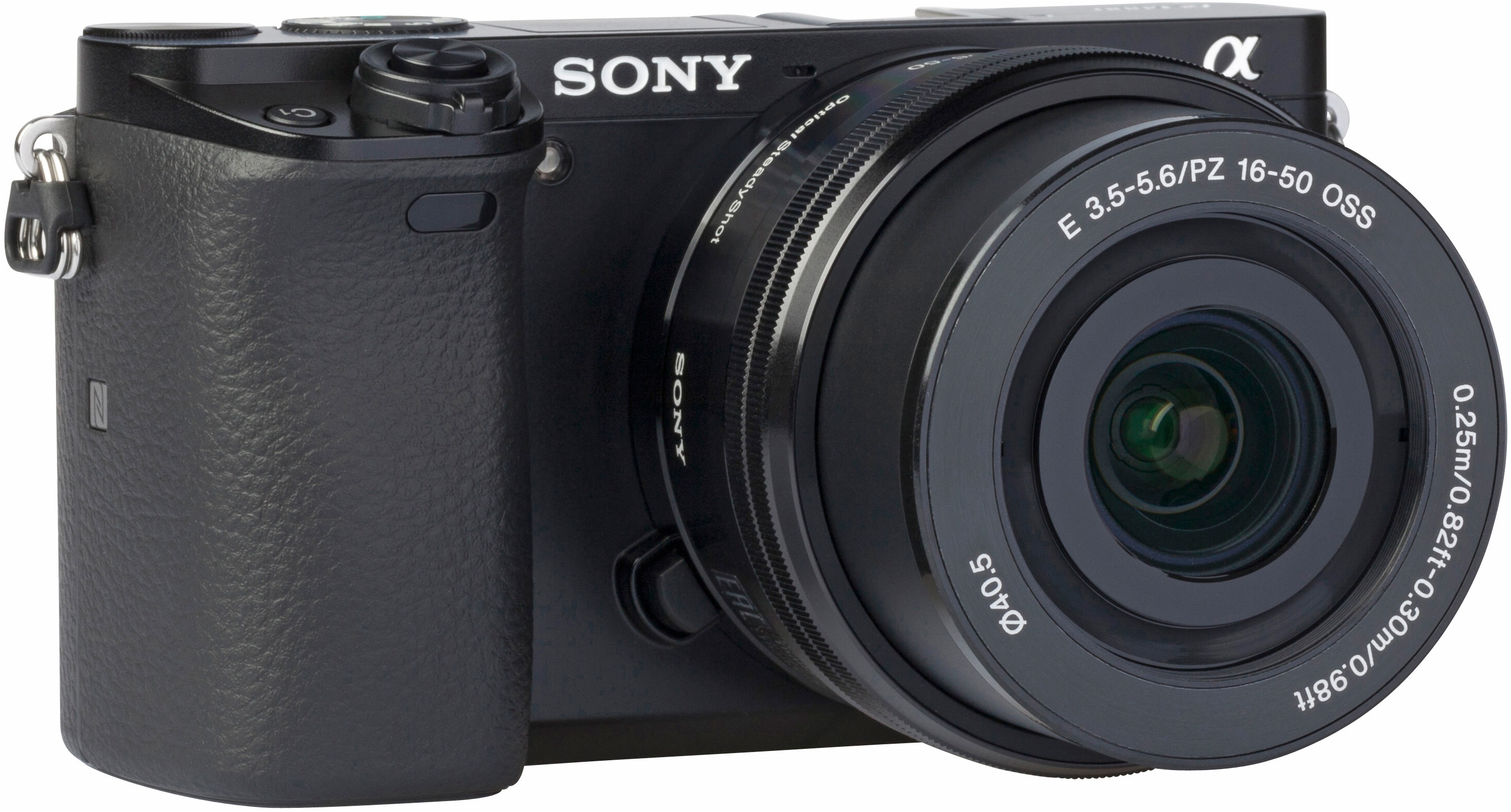 SONY ALPHA 6000 + SONY 16-50MM