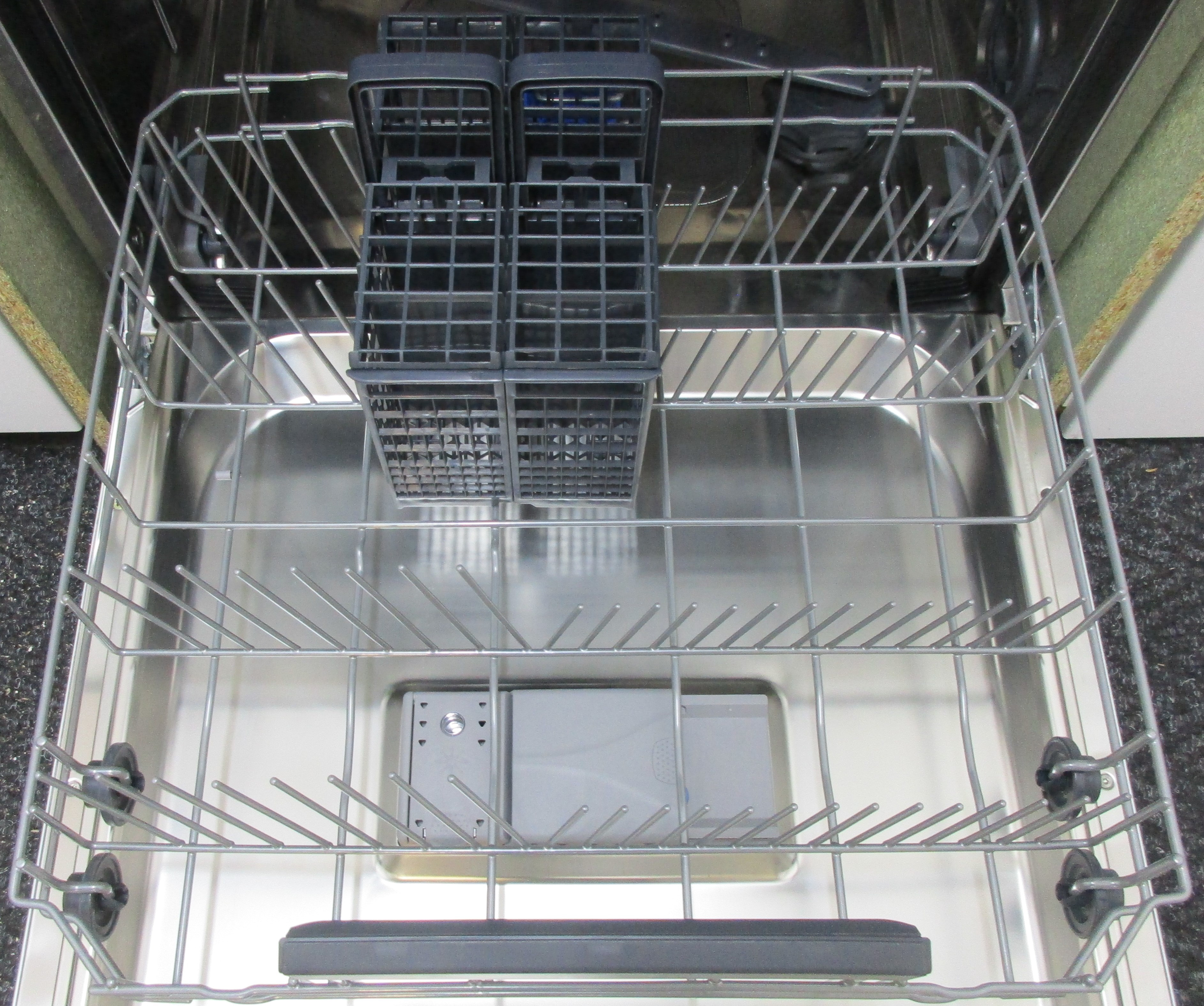 HAIER XIB 3C3SFS